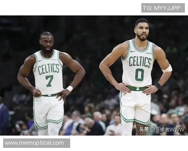 塔图姆与布朗在关键时刻表现低迷合计12投仅1中影响球队胜负